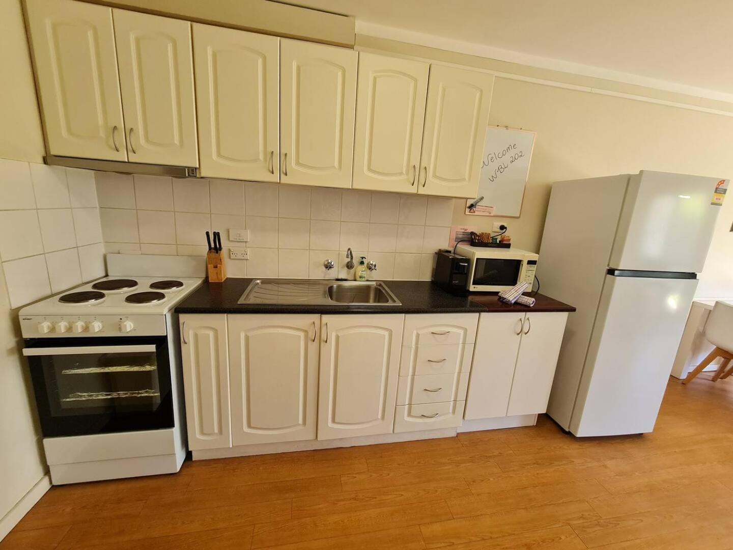 West Beach Lagoon 202 - Quiet & Ground Floor! Perth Eksteriør bilde